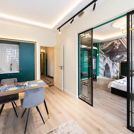 Heart Of The Center Lux Apartment2 With View Apartament *
